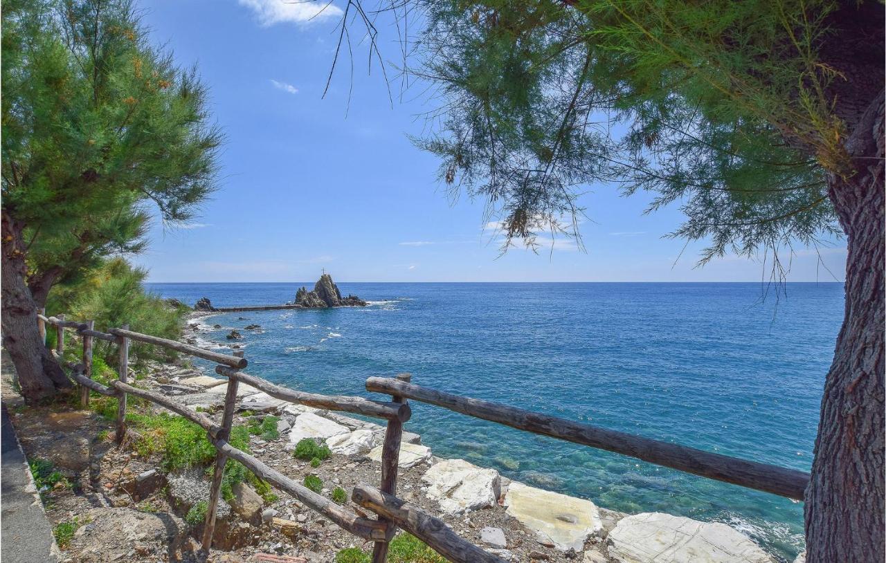 Nice Apartment In Moneglia With House Sea View Eksteriør bilde
